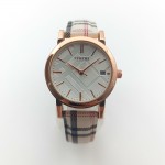 British Plaid Watch Femininity Fashion Belt Stitching Calendar Ladies Watch PT-007
